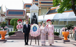  ทิพยประกันภัย ร่วมวางพวงมาลาถวายราชสักการะพระบรมราชานุสาวรีย์ รัชกาลที่ 5