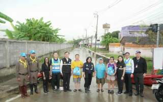    กปน. ลงพื้นที่มอบถุงยังชีพช่วยเหลือผู้ประสบอุทกภัยในจังหวัดนนทบุรี