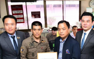 ผู้ช่วยรัฐมนตรีและโฆษกกระทรวงคมนาคม พร้อมด้วย ผู้ว่าการ กทพ. เดินทางเข้าพบผู้กำกับ สน.บางมด 